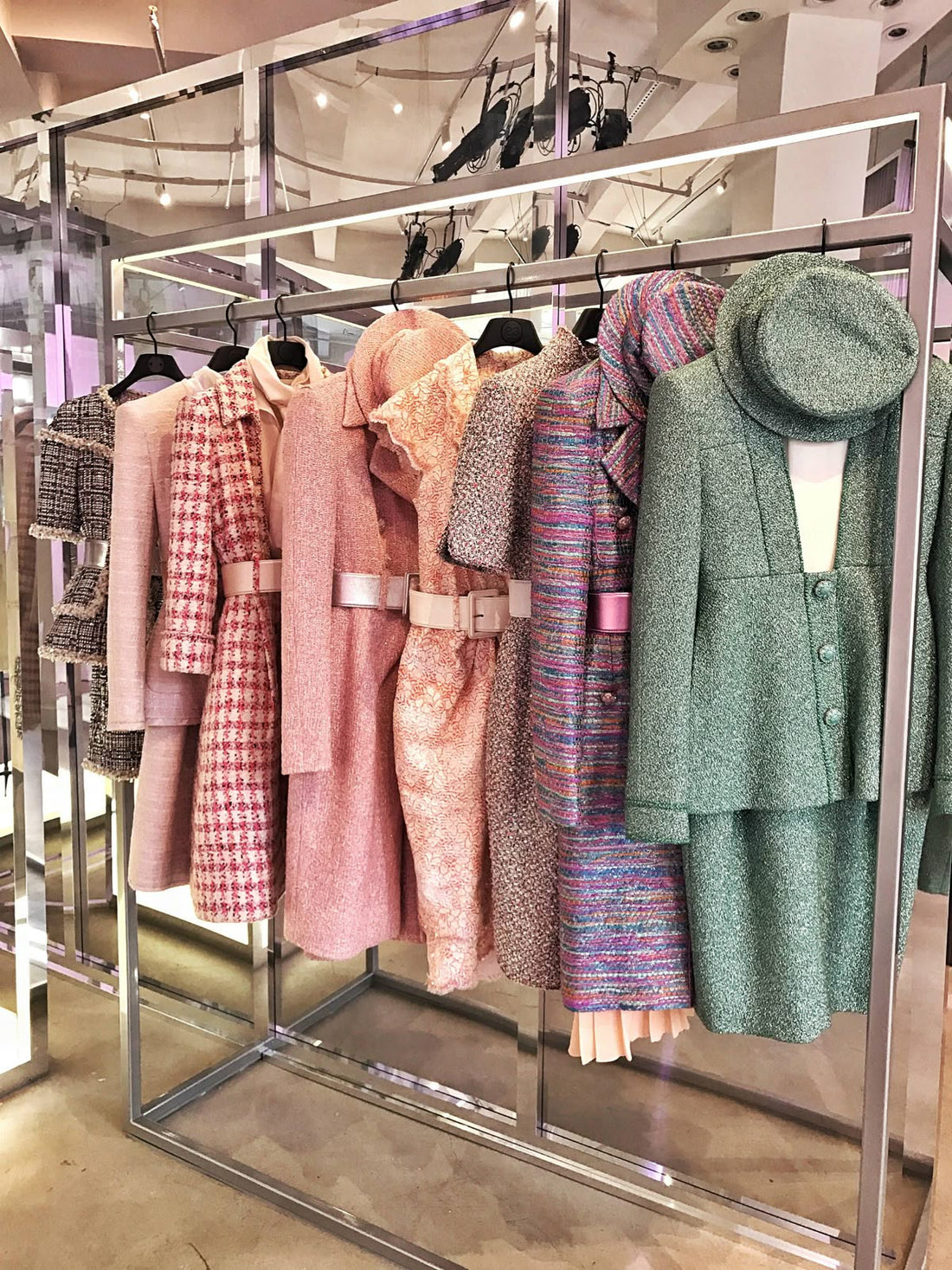 How-to-build-a-luxury-vintage-wardrobe