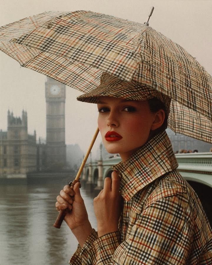 Why-vintage-burberry-is-more-than-the-check-lining