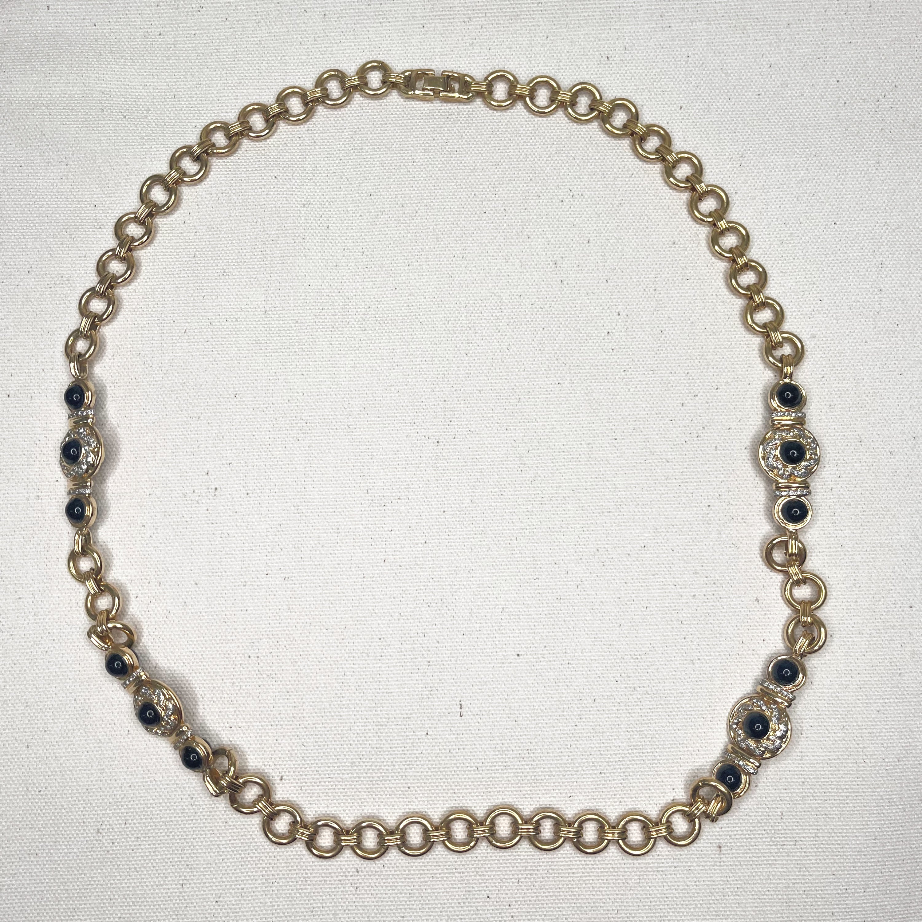 CHLOÉ CHLOE - Round Necklace - ALE PARIS Luxury Vintage
