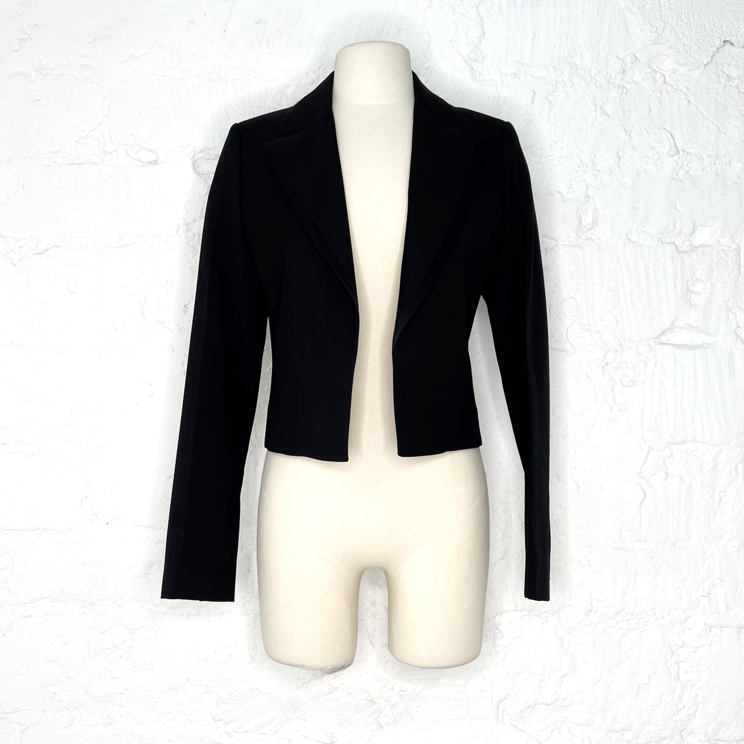 LOUIS VUITTON LOUIS VUITTON - Cropped Fitted Black Blazer - ALE PARIS Luxury Vintage