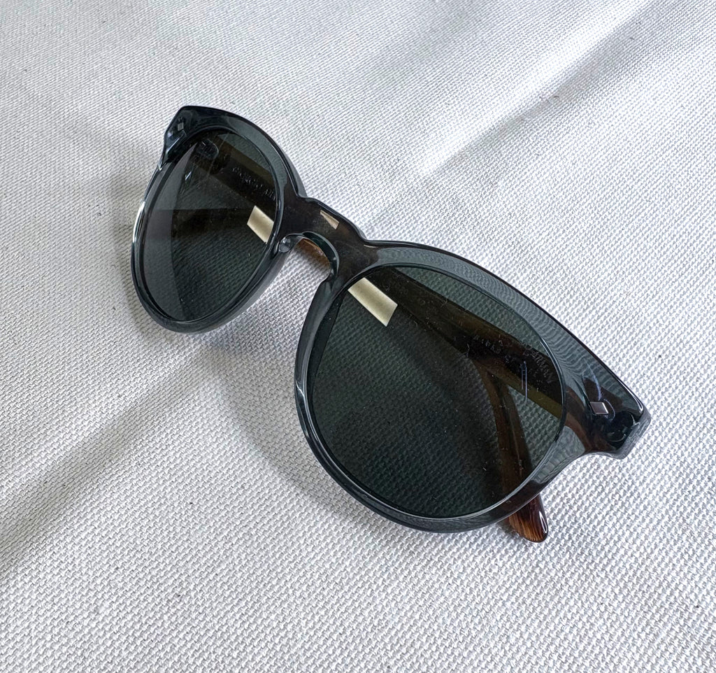 GIORGIO ARMANI GIORGIO ARMANI - Frames Of Life Sunglasses - ALE PARIS Luxury Vintage