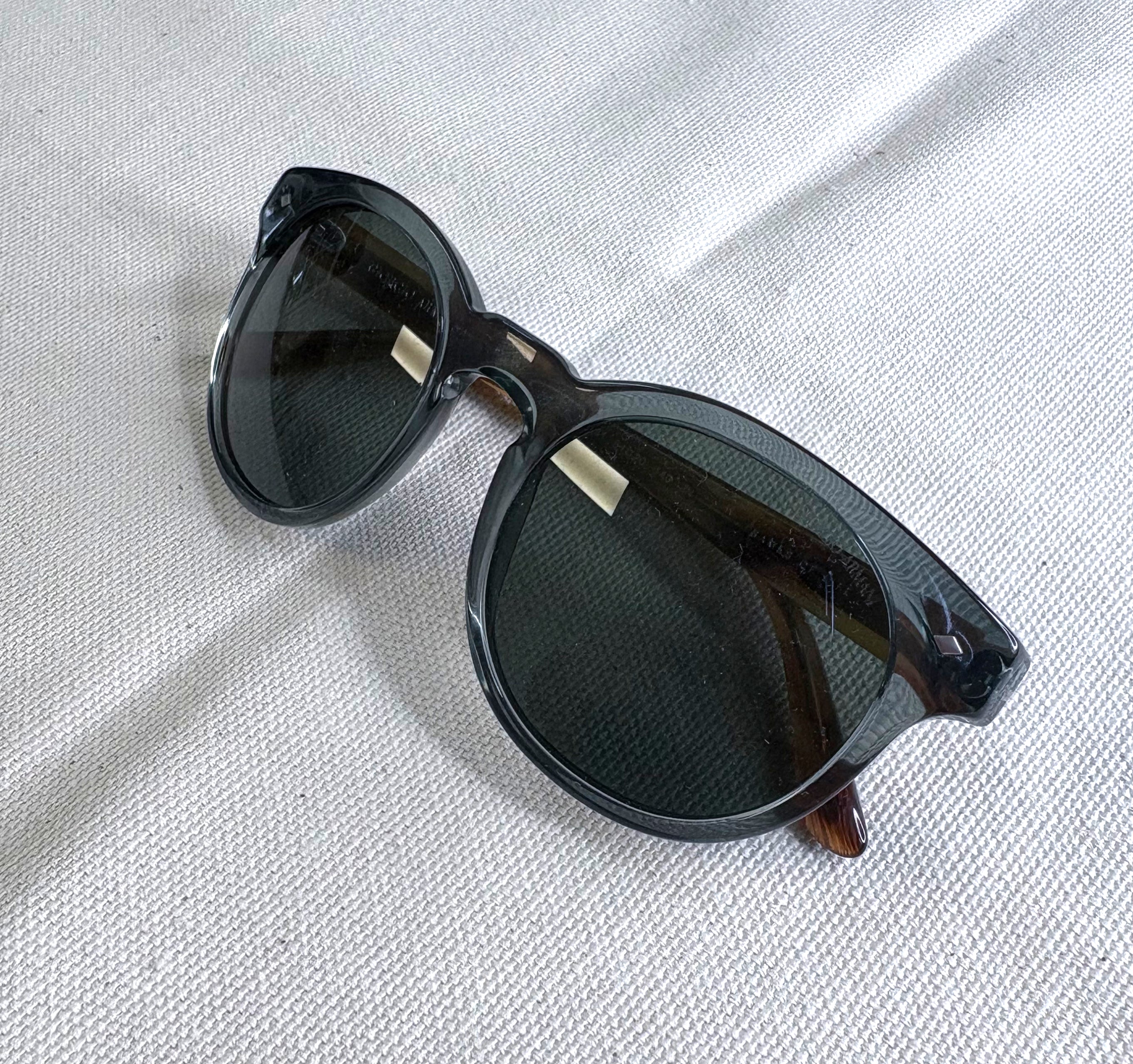 GIORGIO ARMANI GIORGIO ARMANI - Frames Of Life Sunglasses - ALE PARIS Luxury Vintage