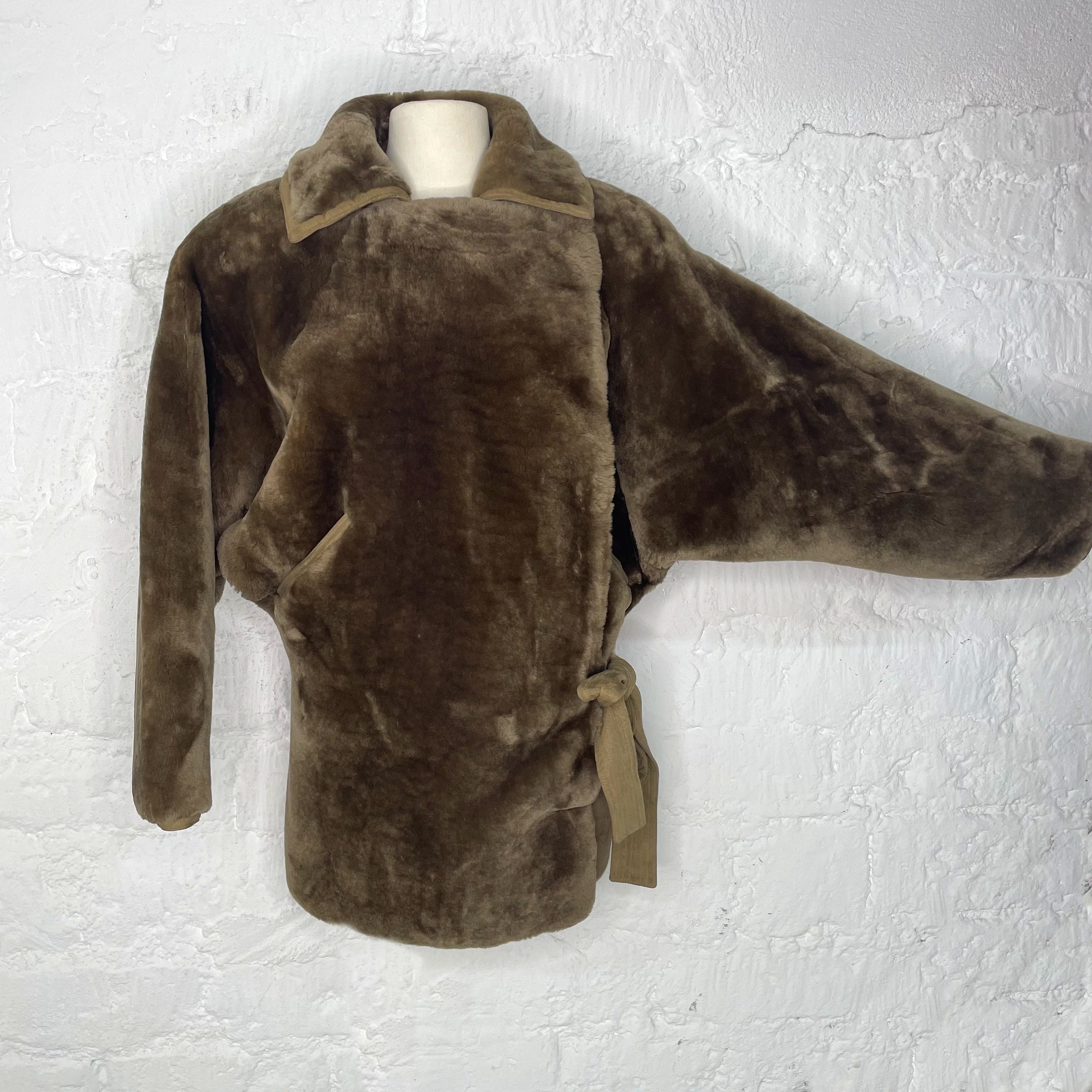 VERSACE VERSACE - Light Brown Fur Coat - ALE PARIS Luxury Vintage
