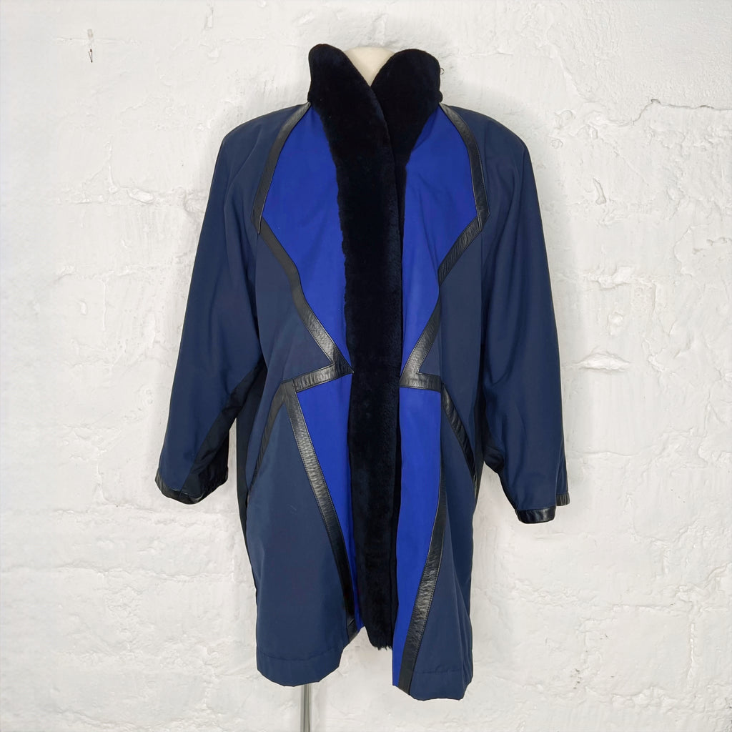 YVES-SAINT-LAURENT YVES SAINT LAURENT - Black And Navy Coat - ALE PARIS Luxury Vintage