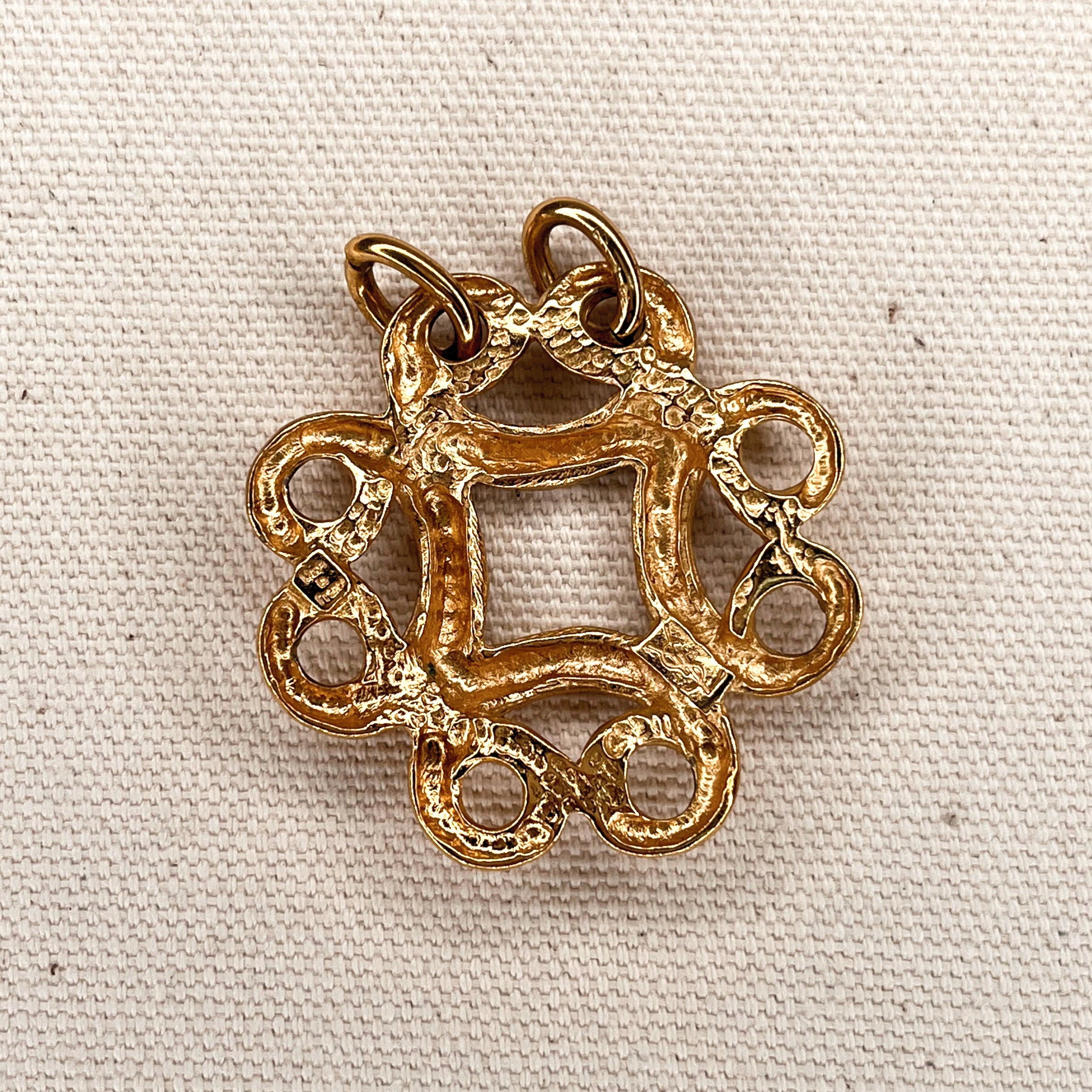 YVES SAINT LAURENT YVES SAINT LAURENT - Pendant - ALE PARIS Luxury Vintage