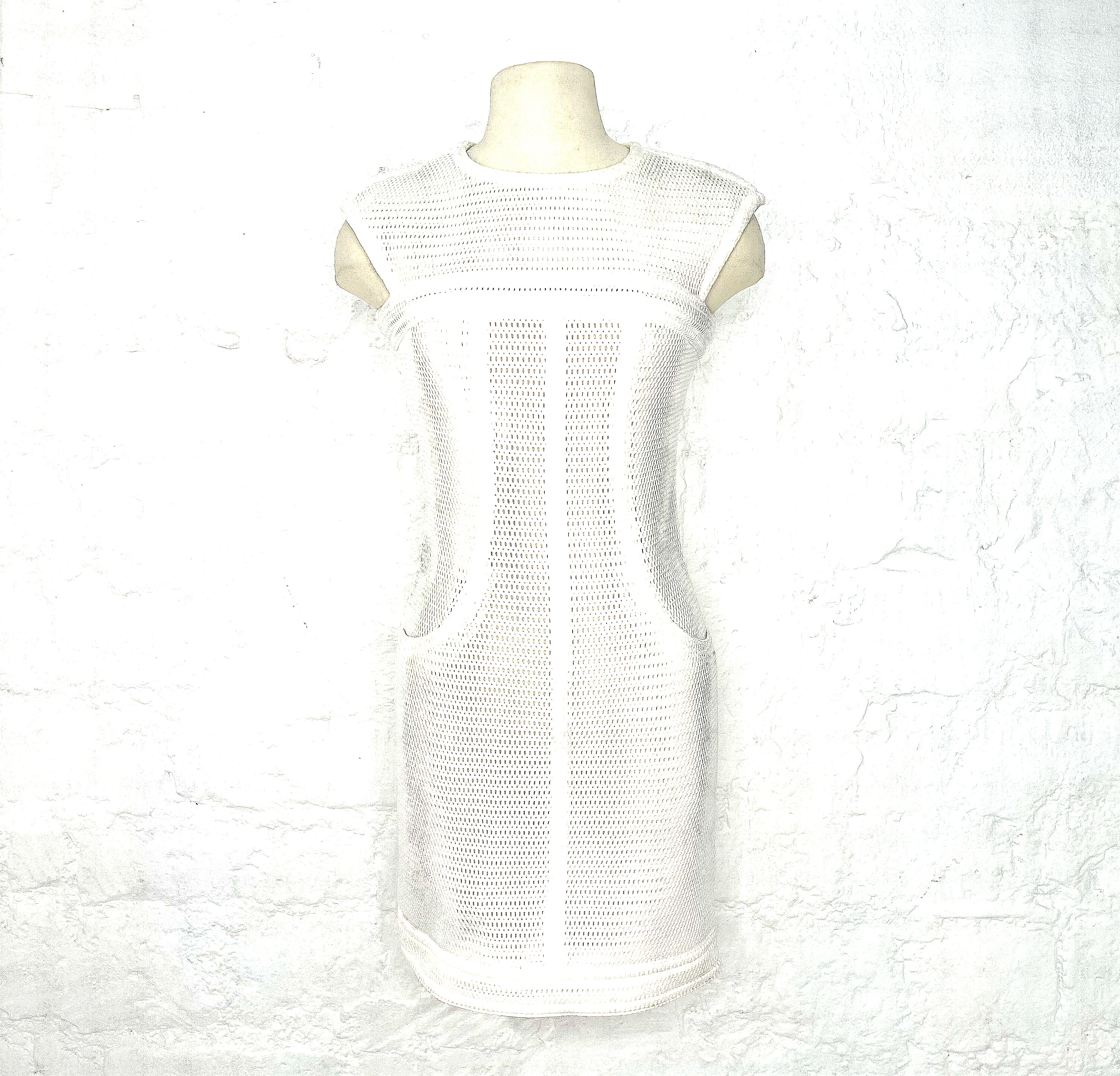 CHANEL CHANEL - Sleeveless White Mini Dress - ALE PARIS Luxury Vintage