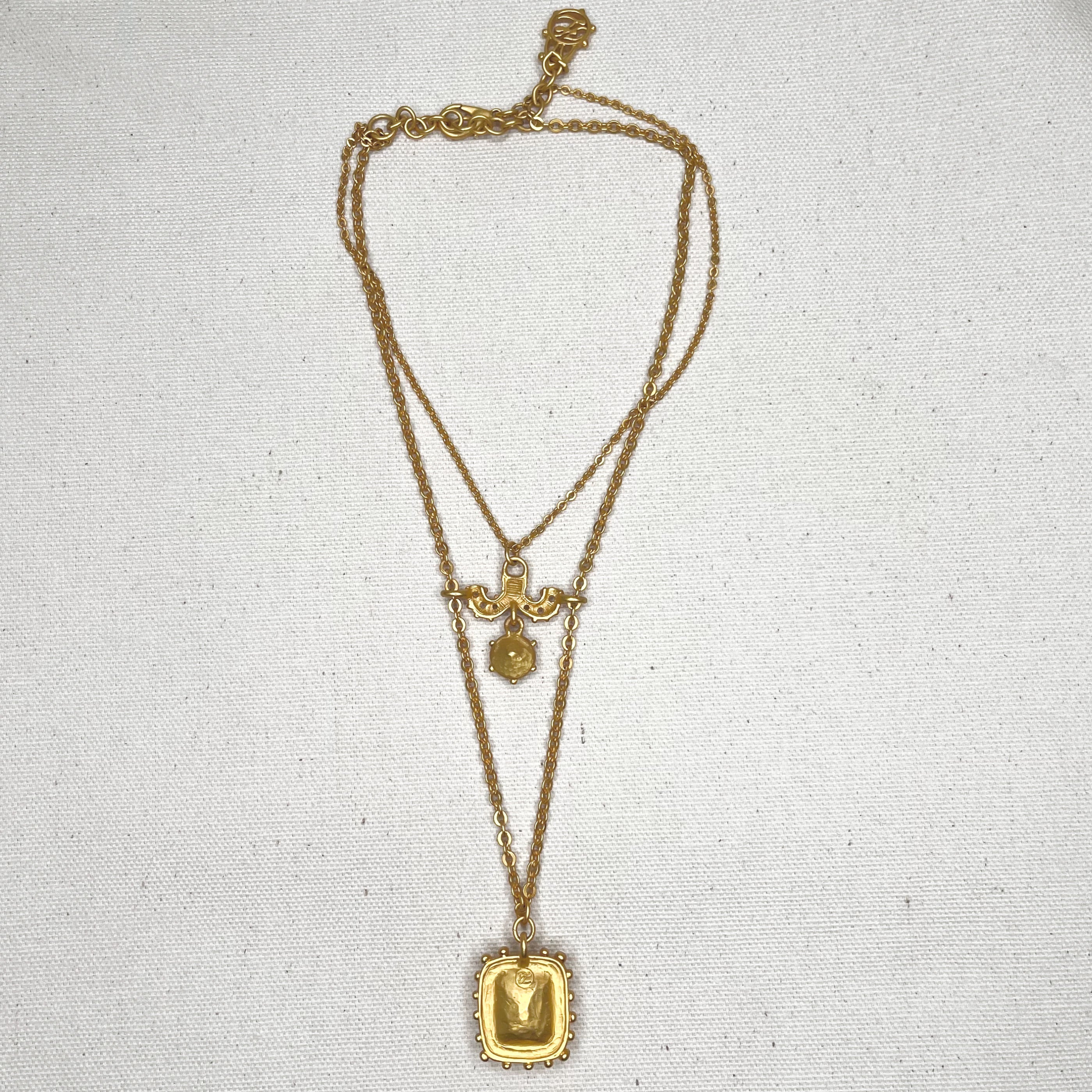 KARL LAGERFELD KARL LAGERFELD - Gold Necklace - ALE PARIS Luxury Vintage