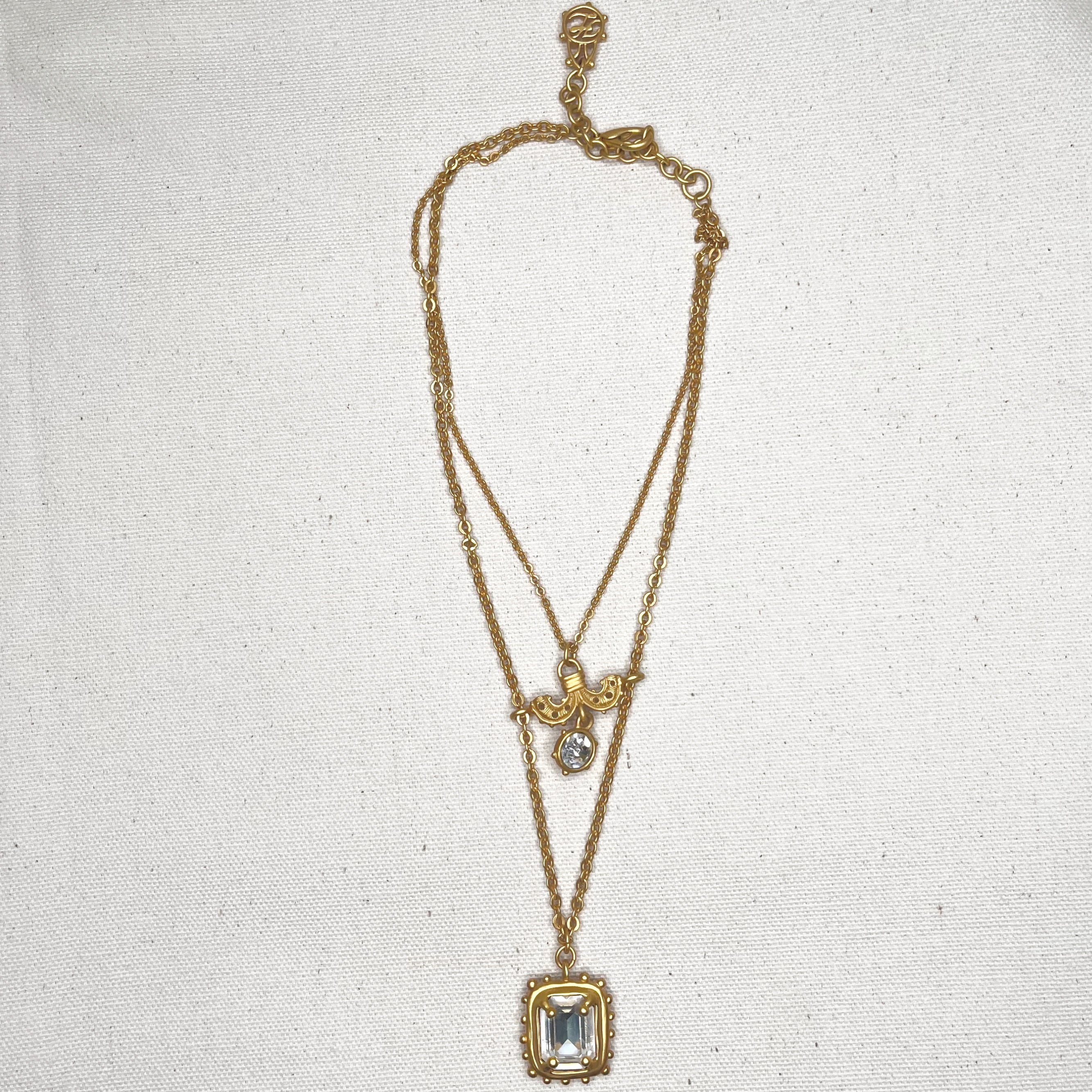 KARL LAGERFELD KARL LAGERFELD - Gold Necklace - ALE PARIS Luxury Vintage