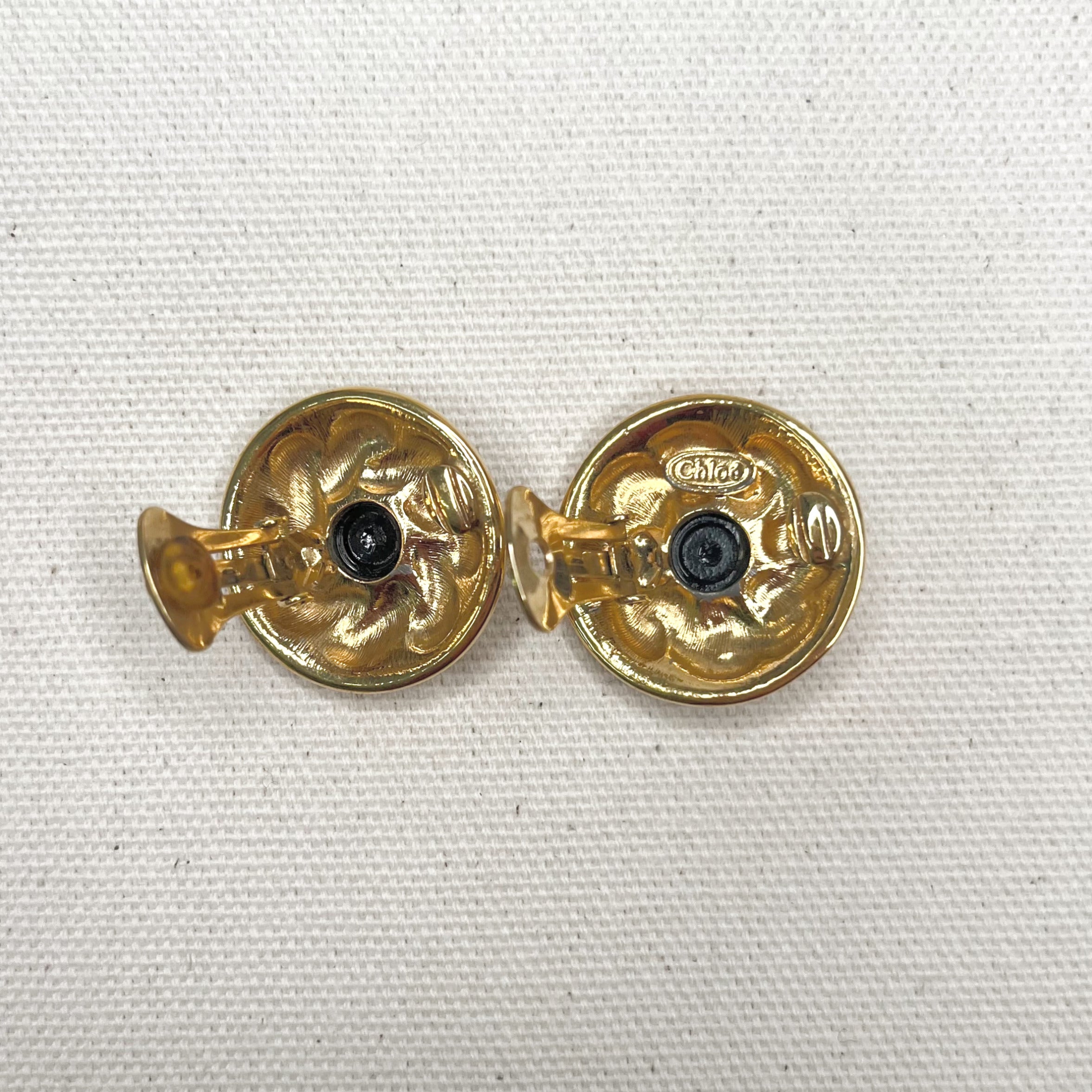 CHLOÉ CHLOE - Black Round Clip Earrings - ALE PARIS Luxury Vintage