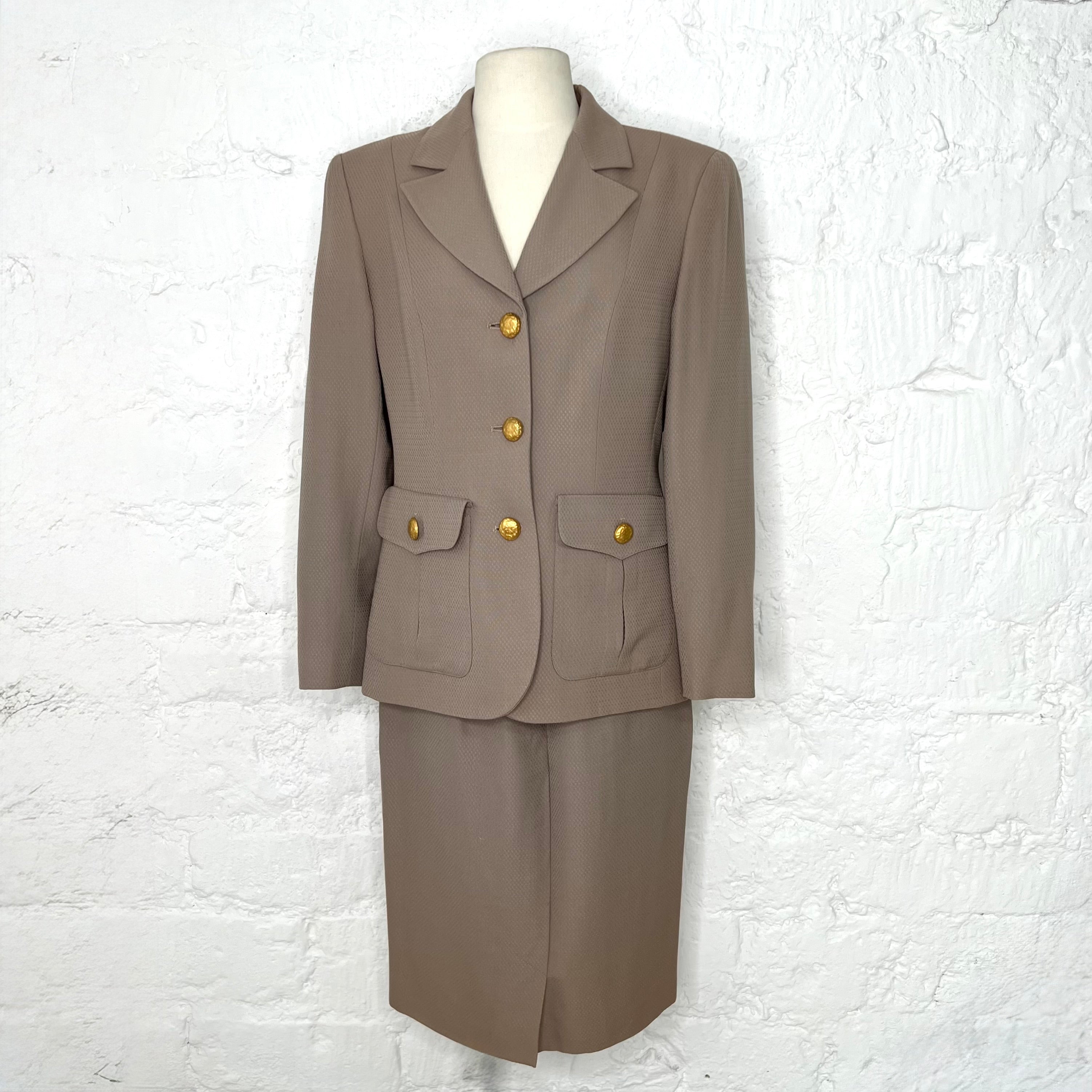 CHRISTIAN DIOR - Beige vintage style tailored set