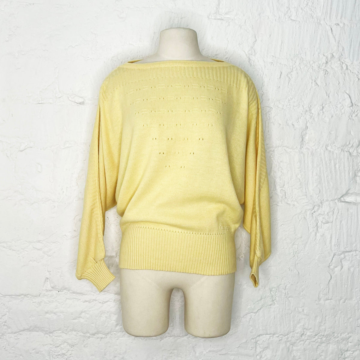 COURRÈGES - Yellow batwing sleeve sweater