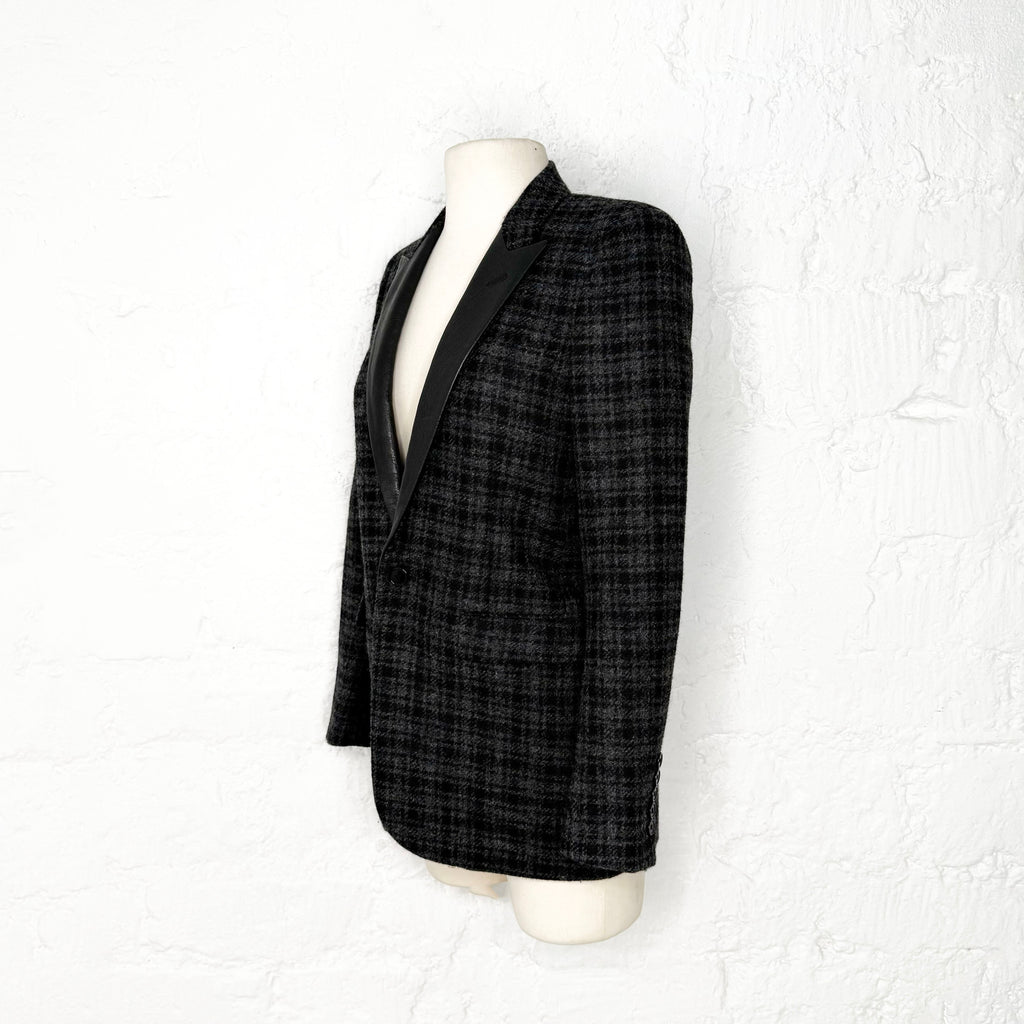 YVES SAINT LAURENT - Black jacket with leather on the collar