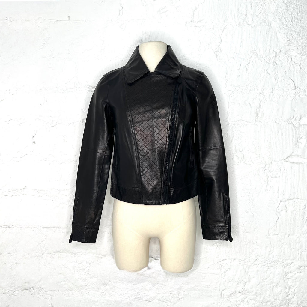 CHANEL - Black perfecto leather jacket