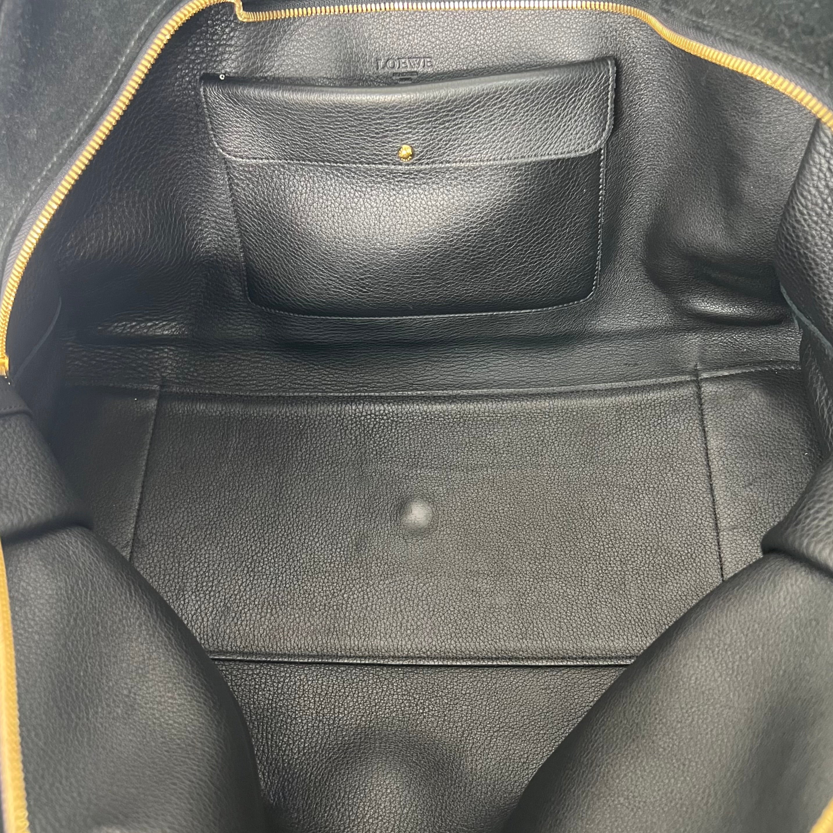 LOEWE - Black amazona travel bag