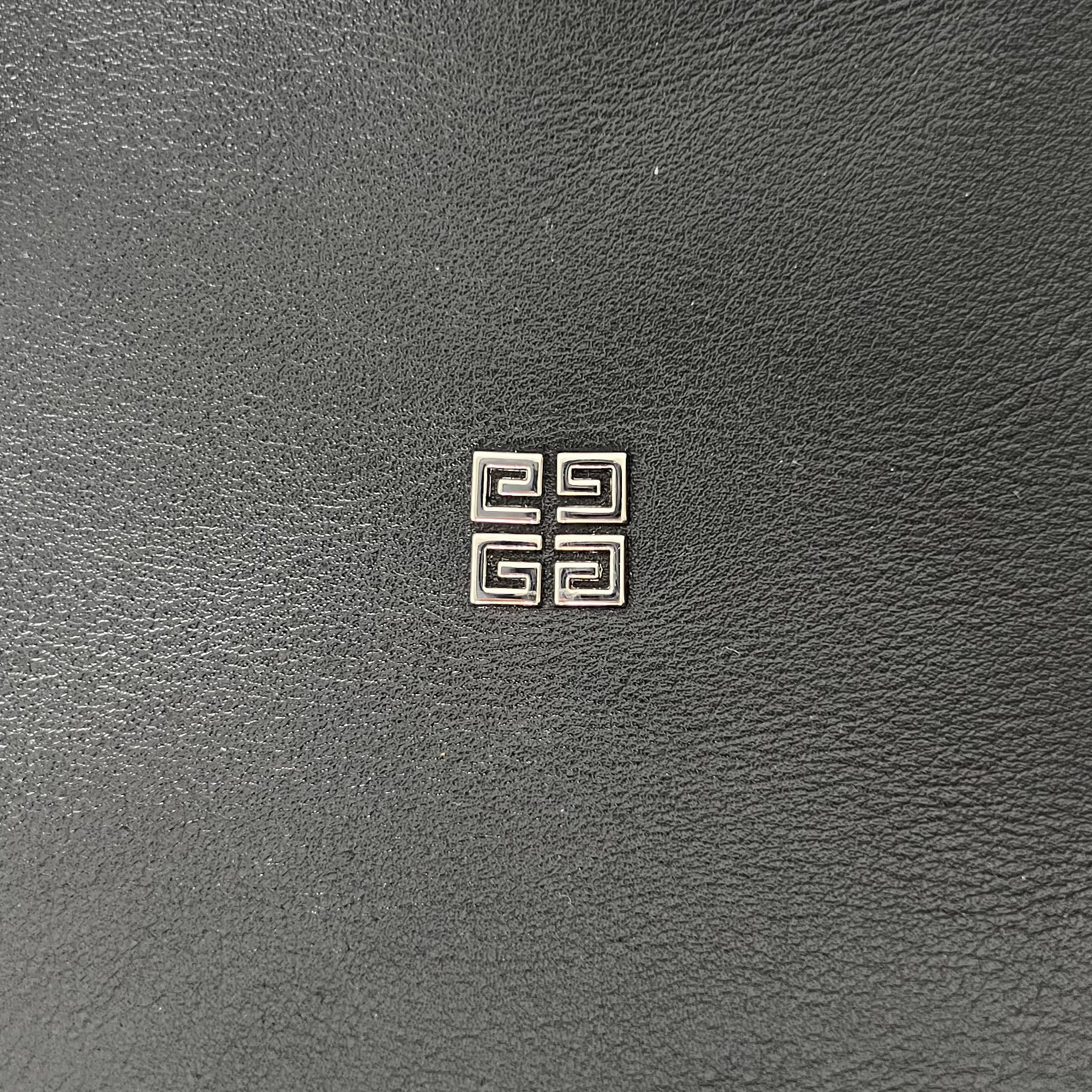 GIVENCHY - Black grained leather mini pandora bag