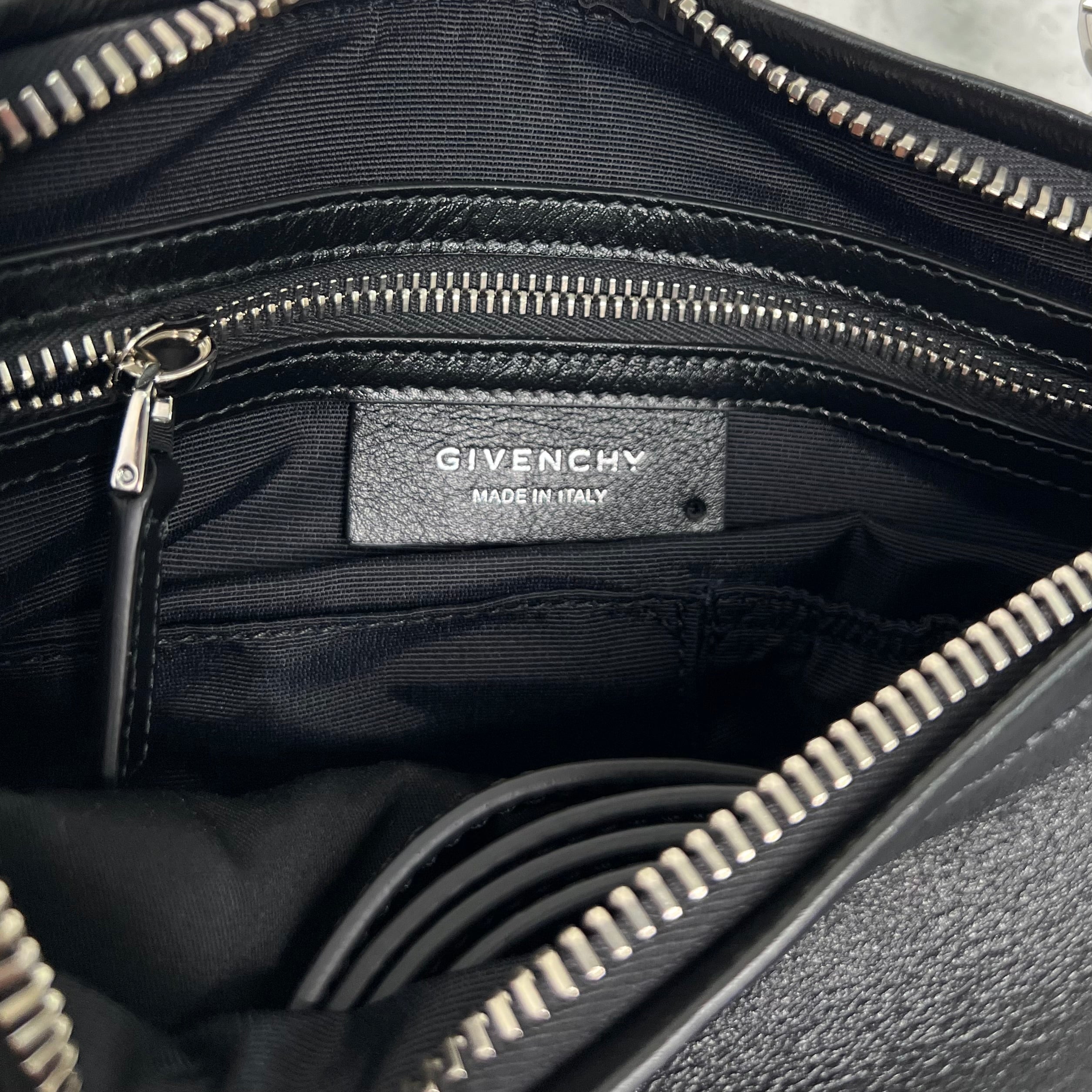 GIVENCHY - Black grained leather mini pandora bag