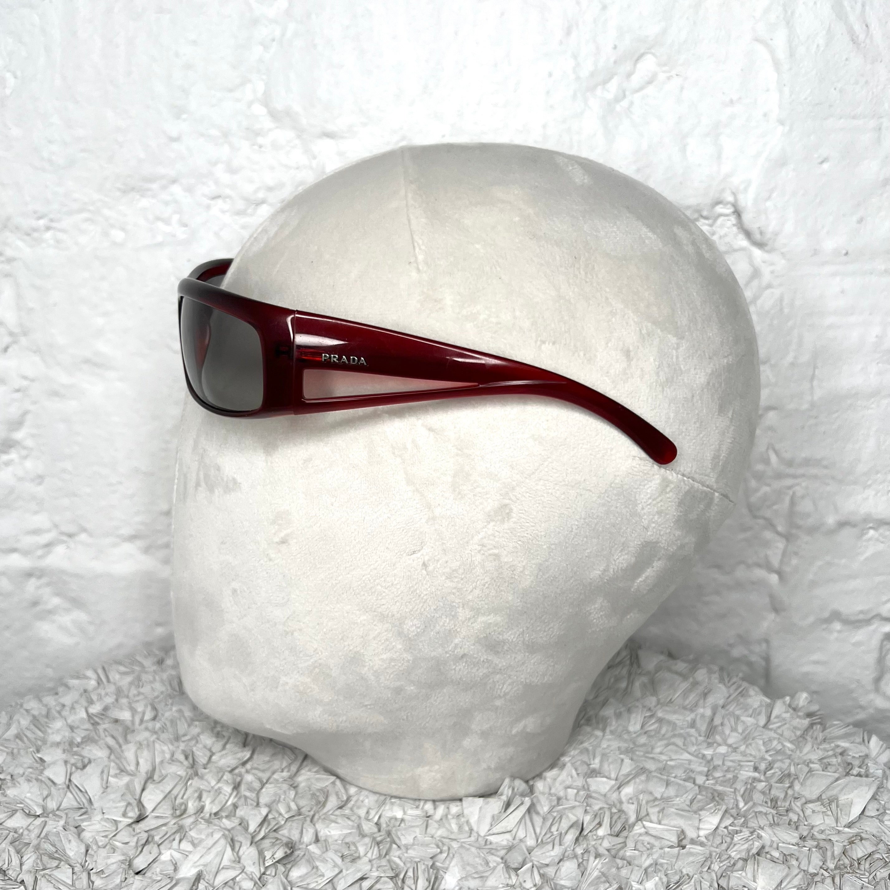 PRADA - Burgundy SPR 09F 28M-3M1 sunglasses