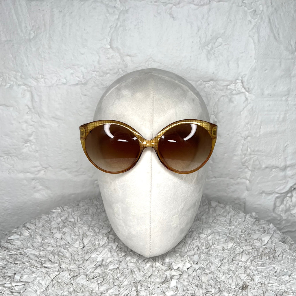 CHRISTIAN DIOR - Beige vintage CD logo sunglasses