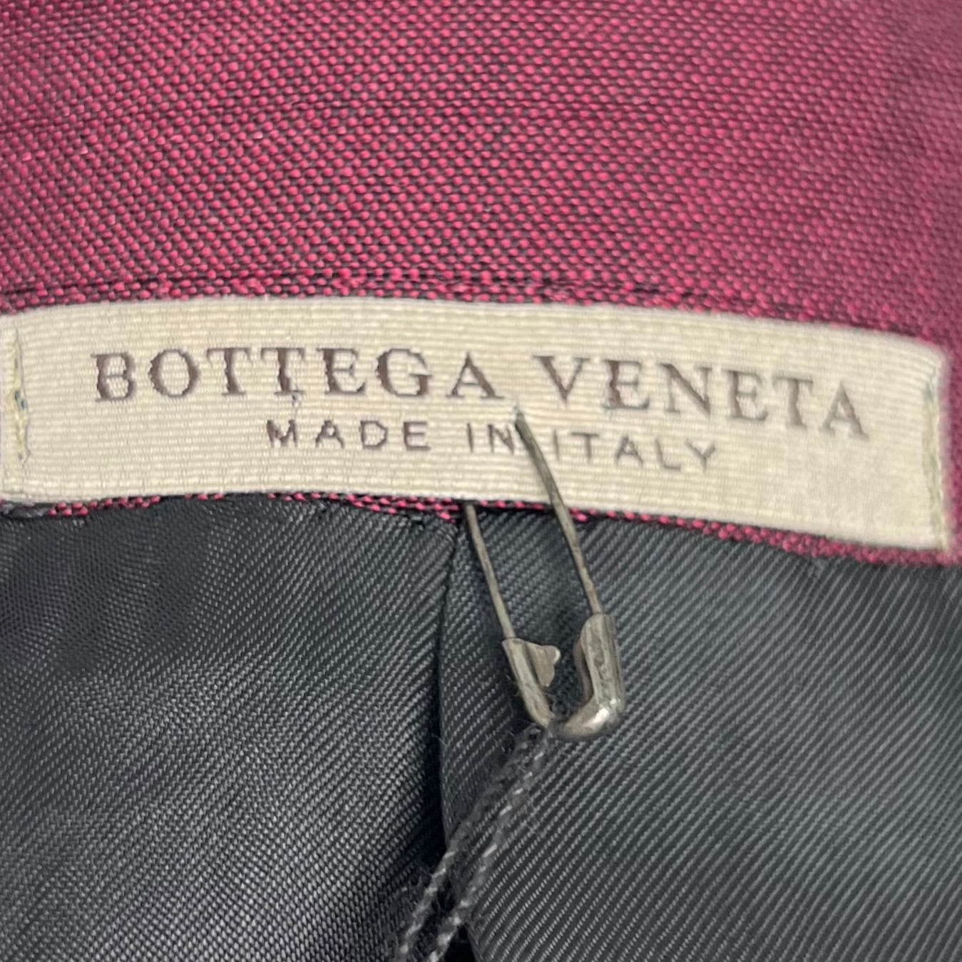 BOTTEGA VENETA - Navy blue and burgundy suit