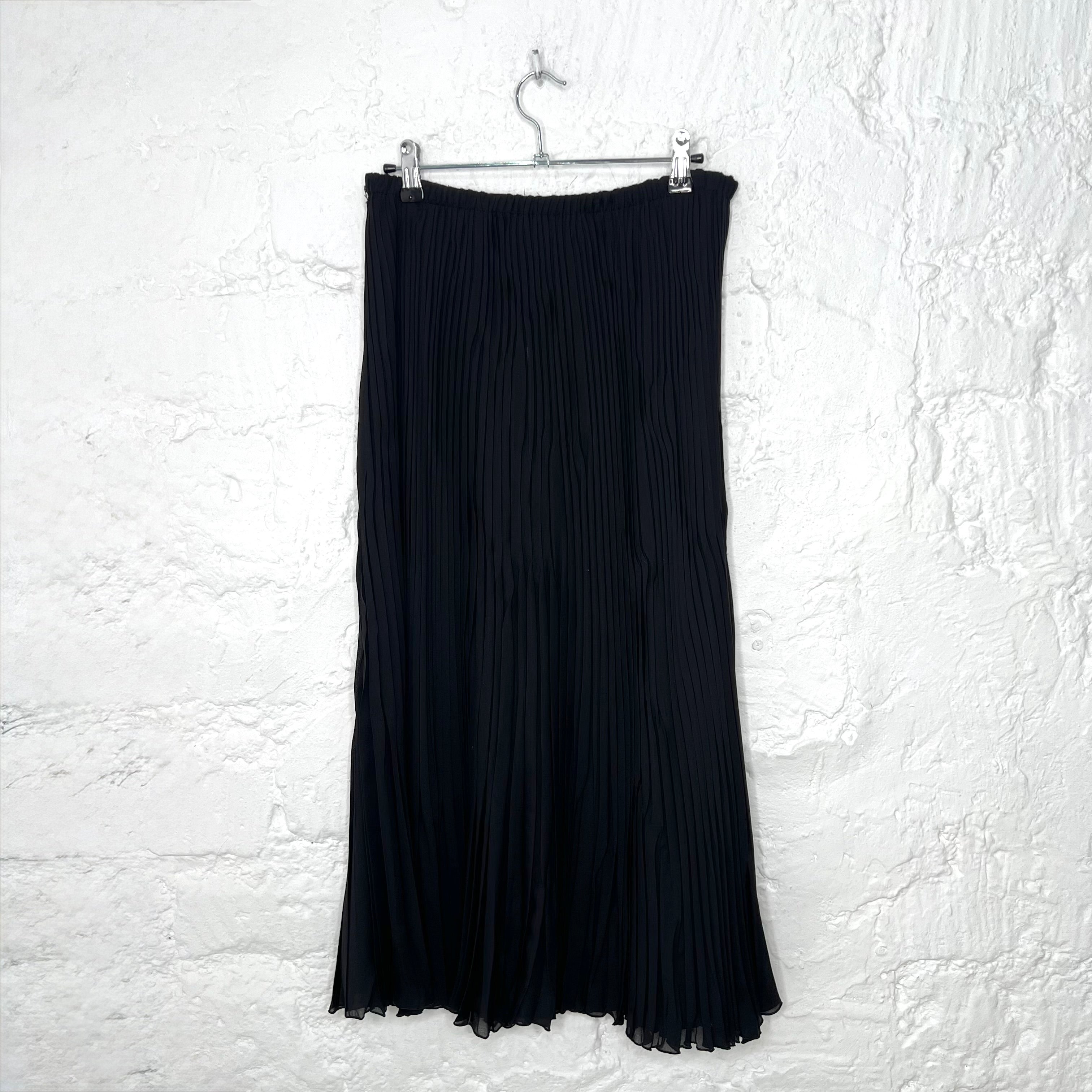 GUCCI - Black pleated maxi skirt