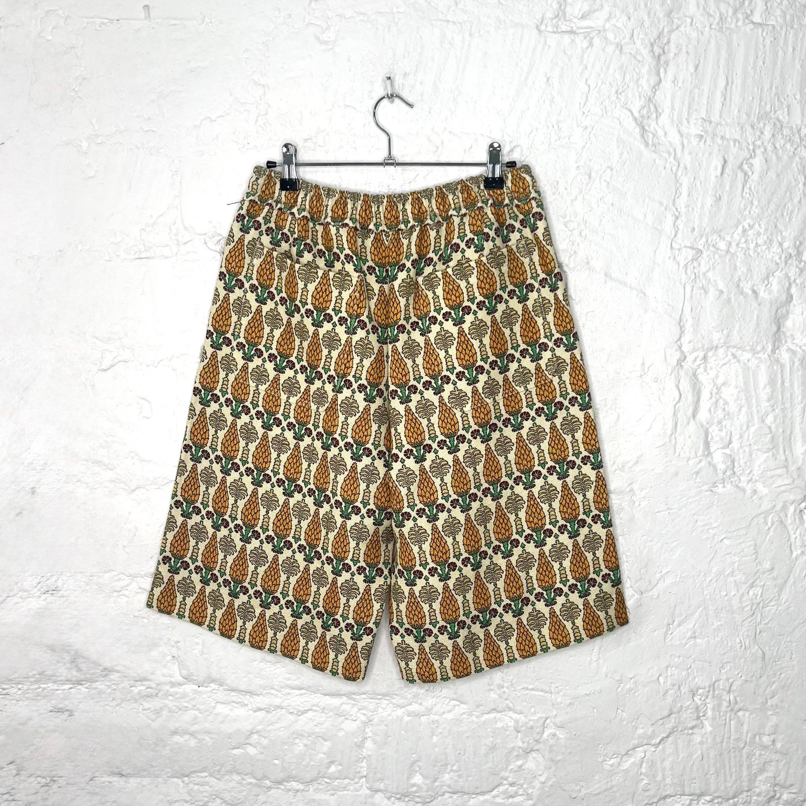 GUCCI - Garden collection pine print short
