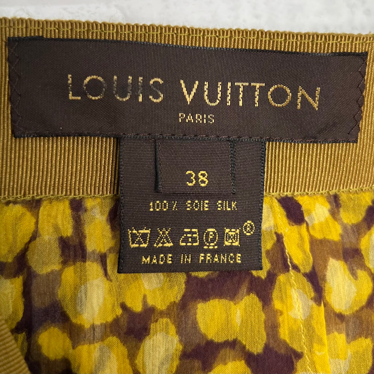 LOUIS VUITTON - Yellow / plum pleated print skirt