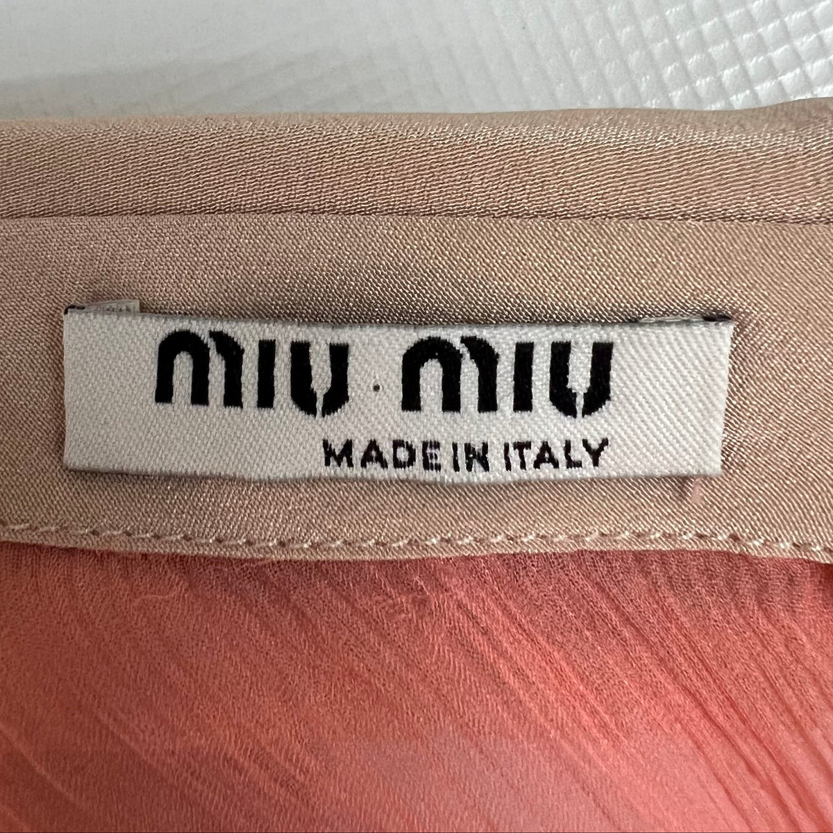 MIU MIU - Orange shirt with button-down collar